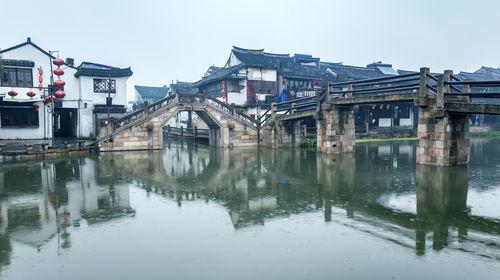 沙漠废墟逃离